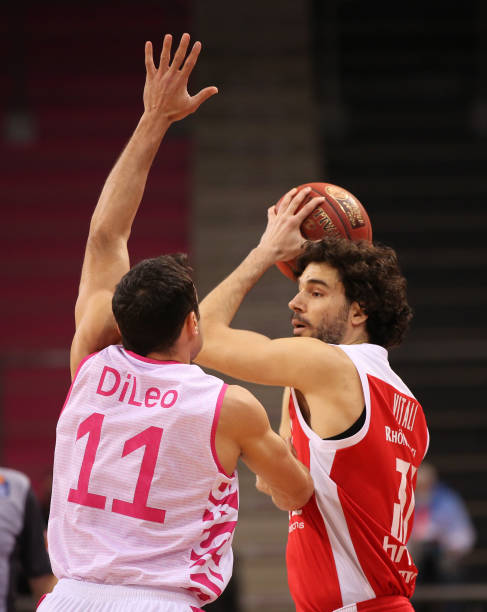 表现出不当 表现出不当