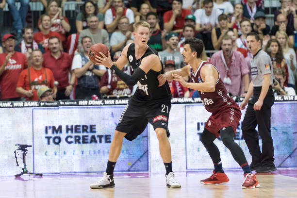 在场上的表 在场上的表